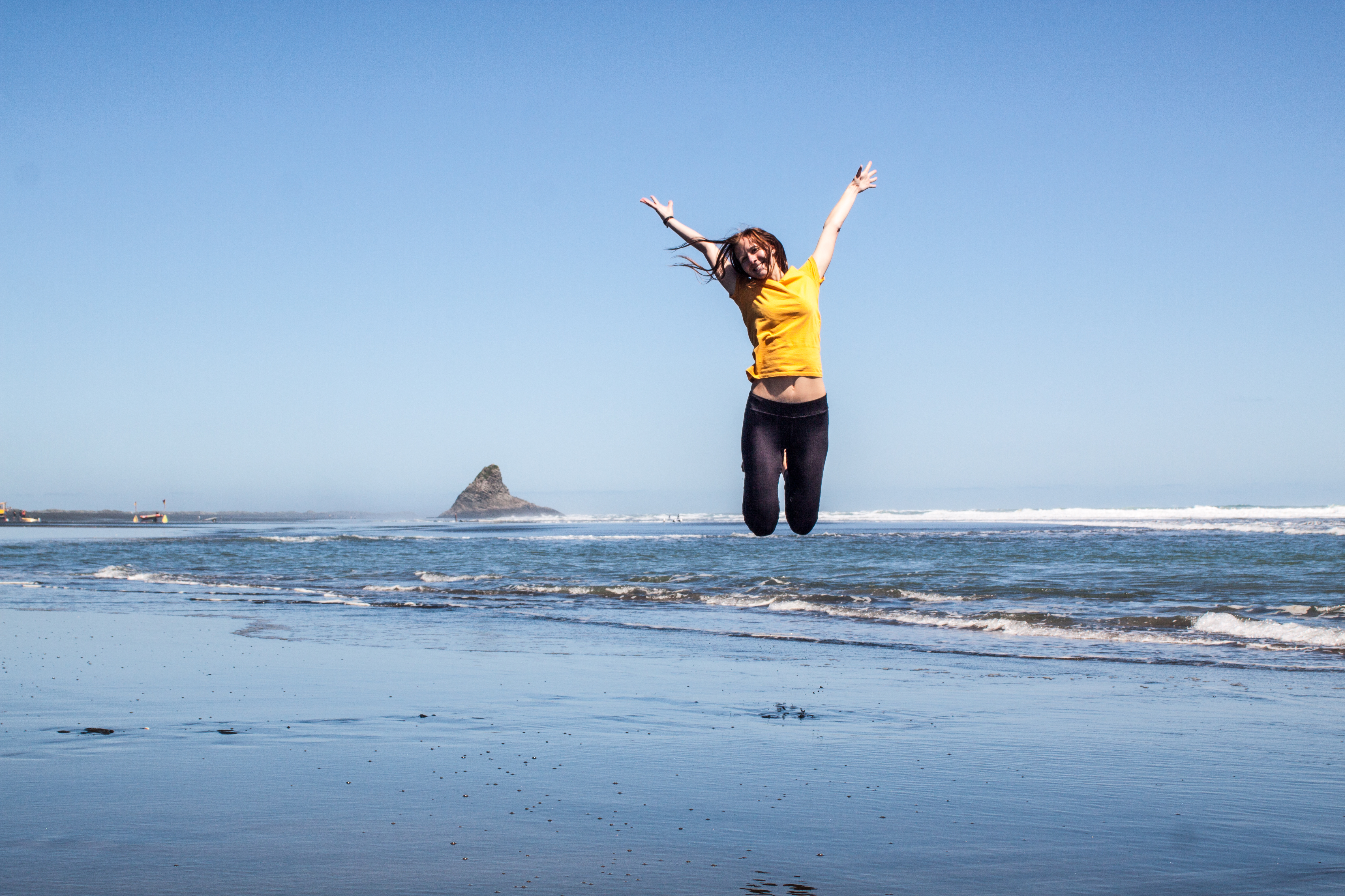 Karekare beach, Hillary trail